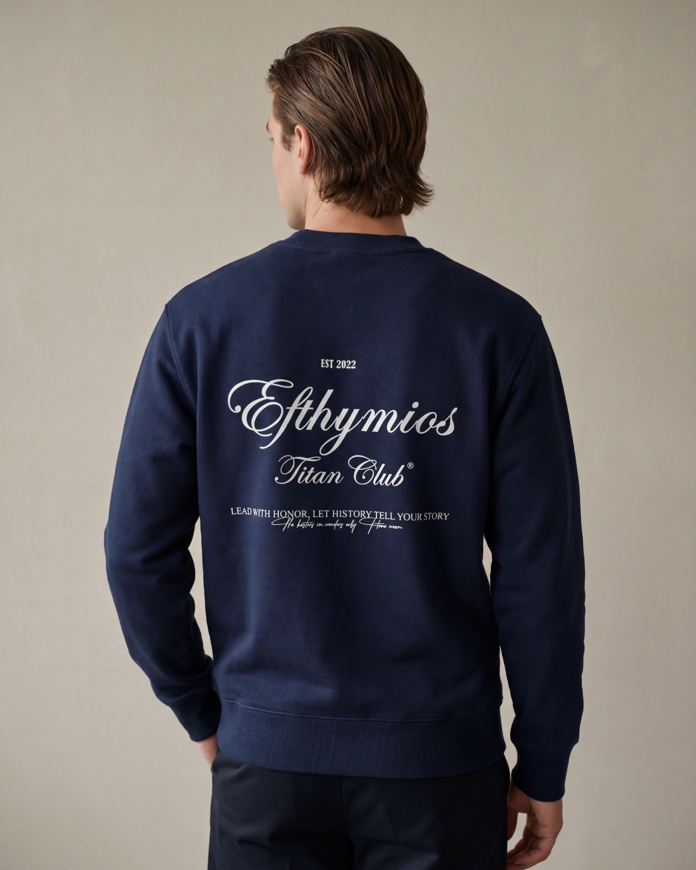 TITAN CLUB SWEATER - NAVY BLUE
